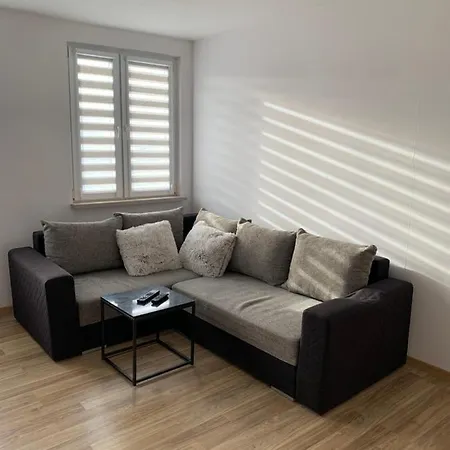 Apartamencik منزل للإقامة *